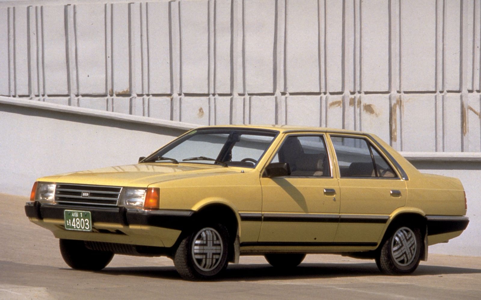 Hyundai Stellar