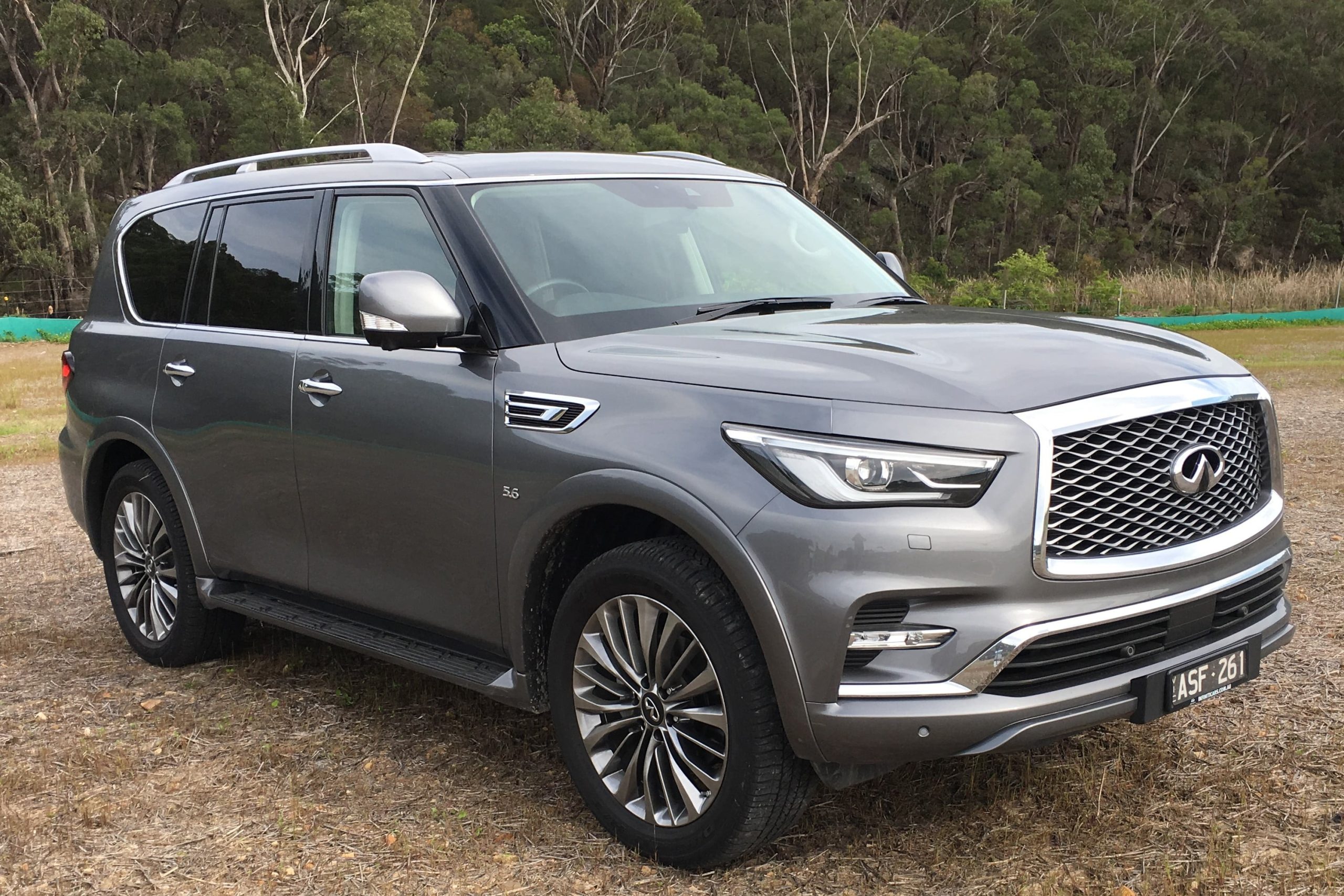 Infiniti QX80