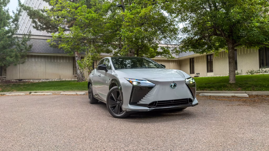 Lexus RZ