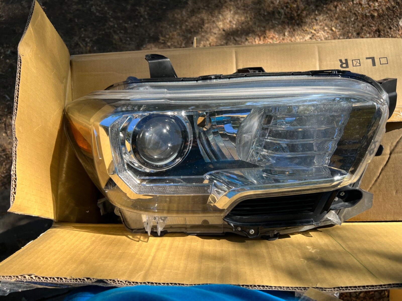 New OEM headlight assembly