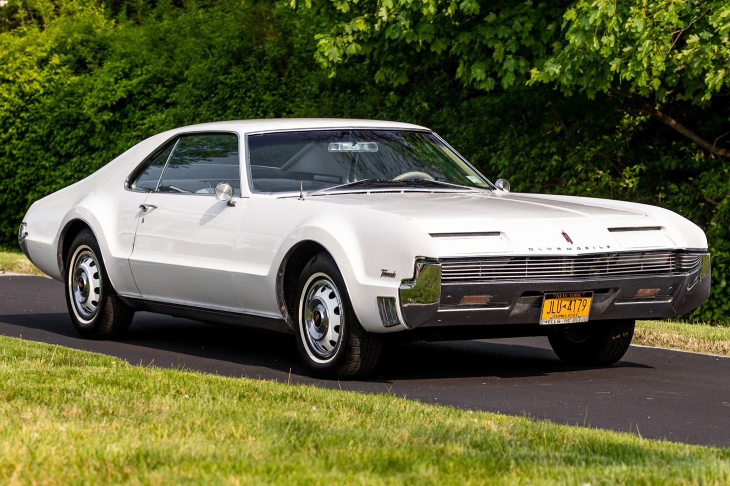 Oldsmobile Toronado