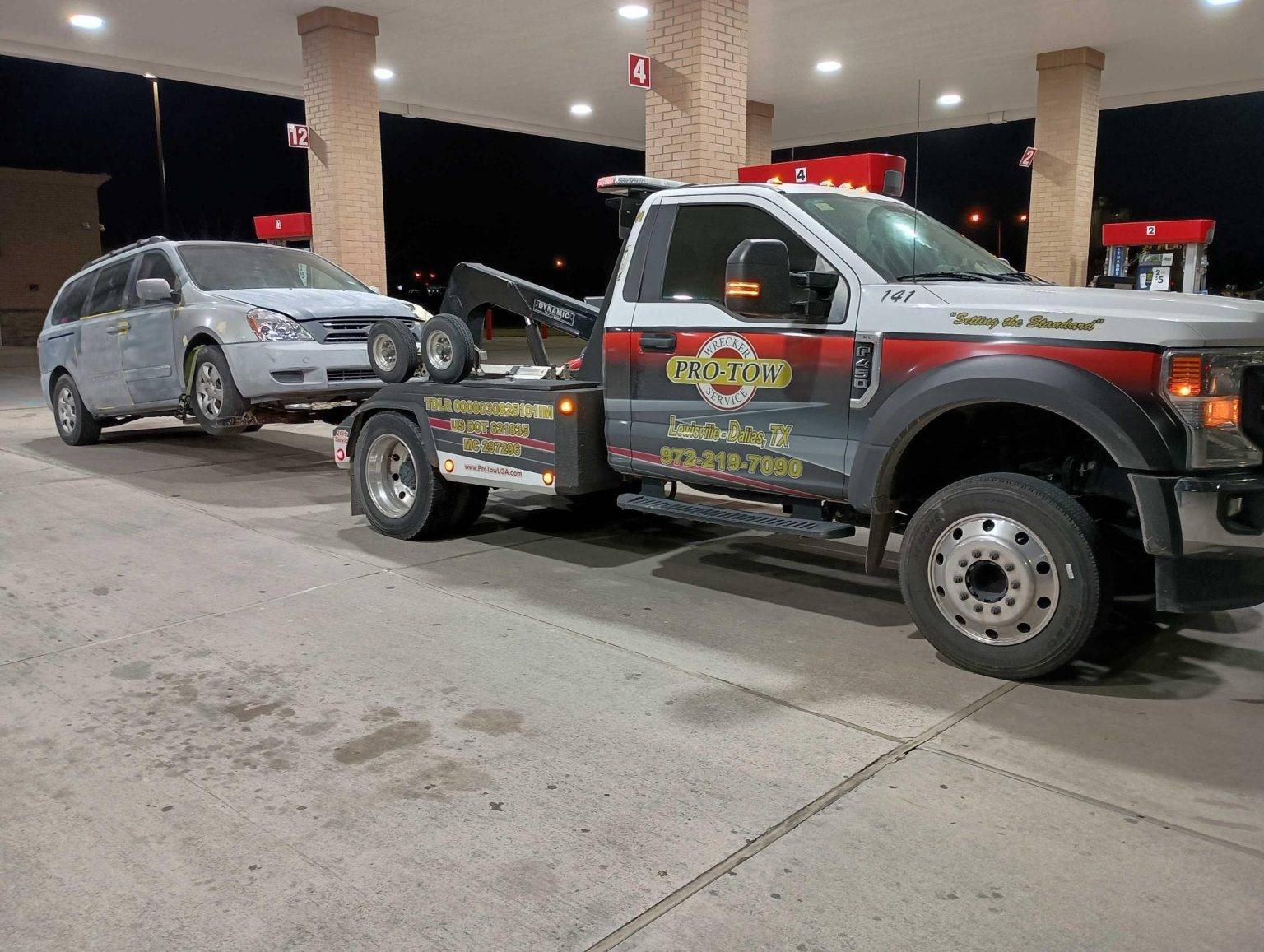 Pro Tow Wrecker truck
