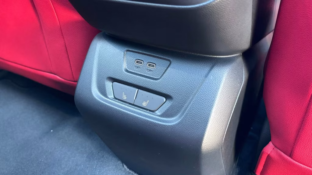 Rear-Seat USB Charging