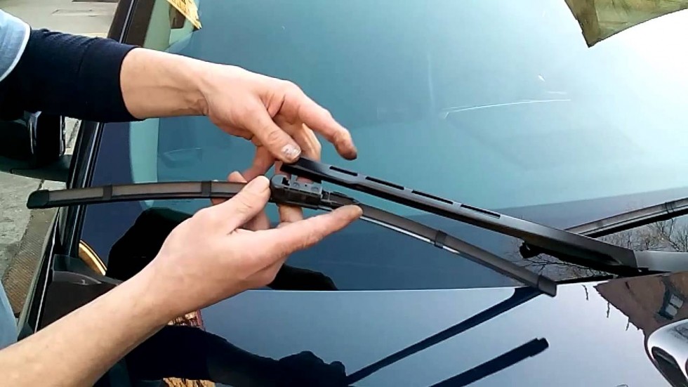 Replace Windshield Wiper Blades