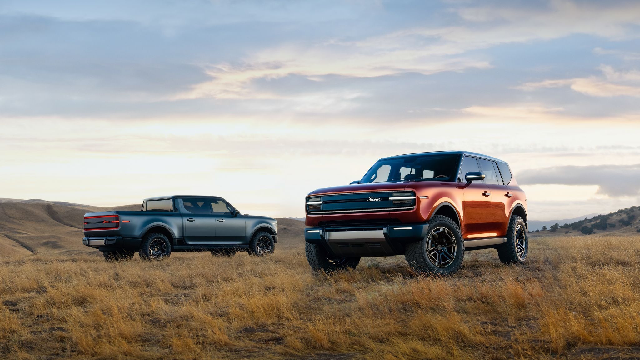 Scout Traveler SUV and Scout Terra pickup truck