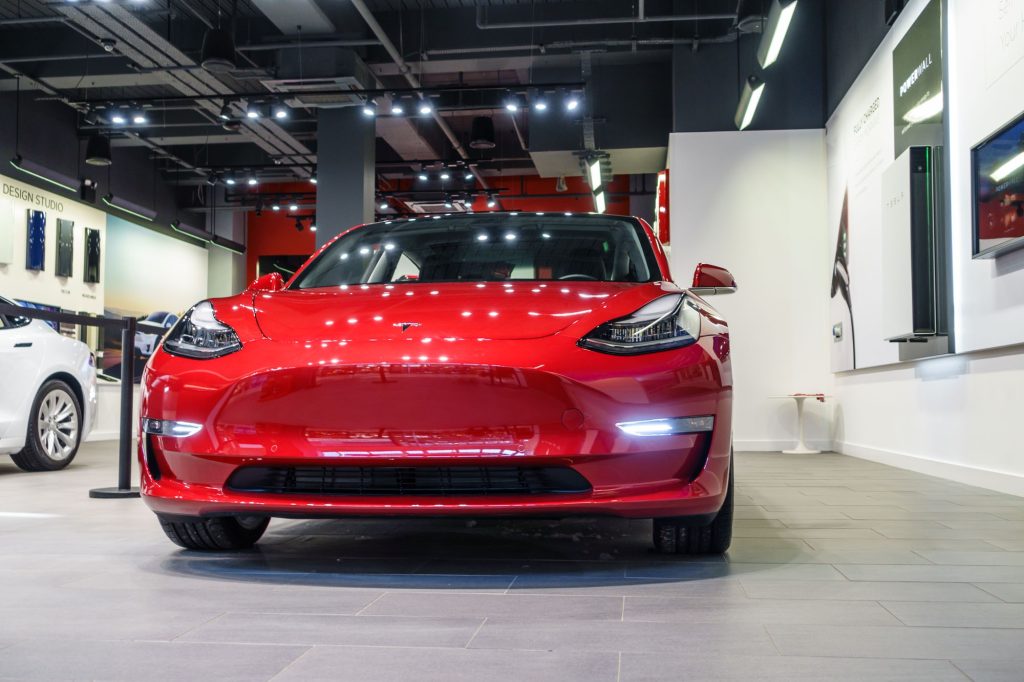 Tesla Model 3 2WD