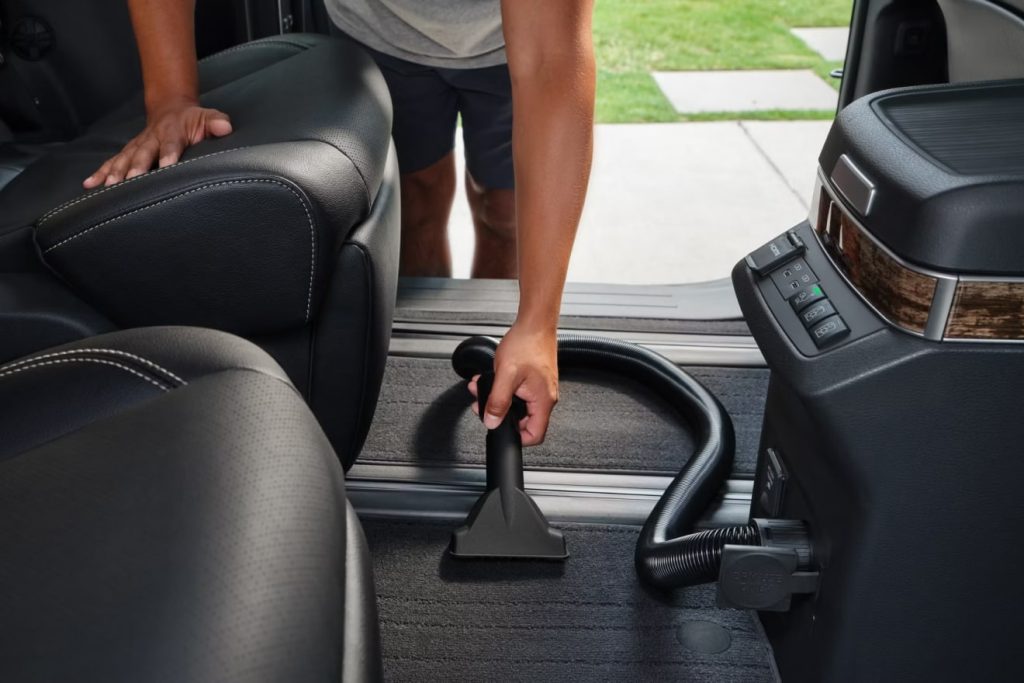 The Sienna Has a Built-In Vacuum for Quick Cleanup
