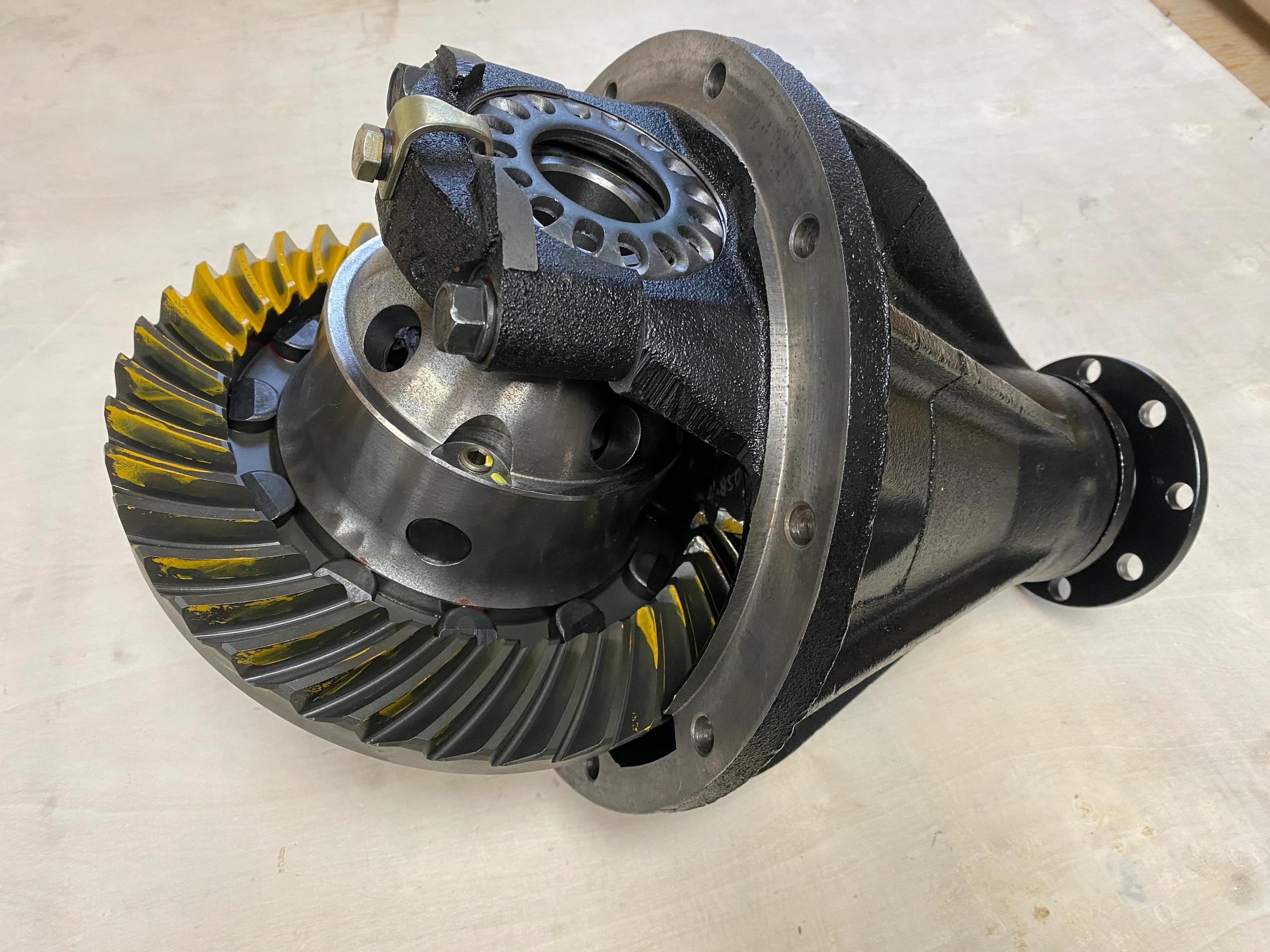 Toyota 9.5" differential