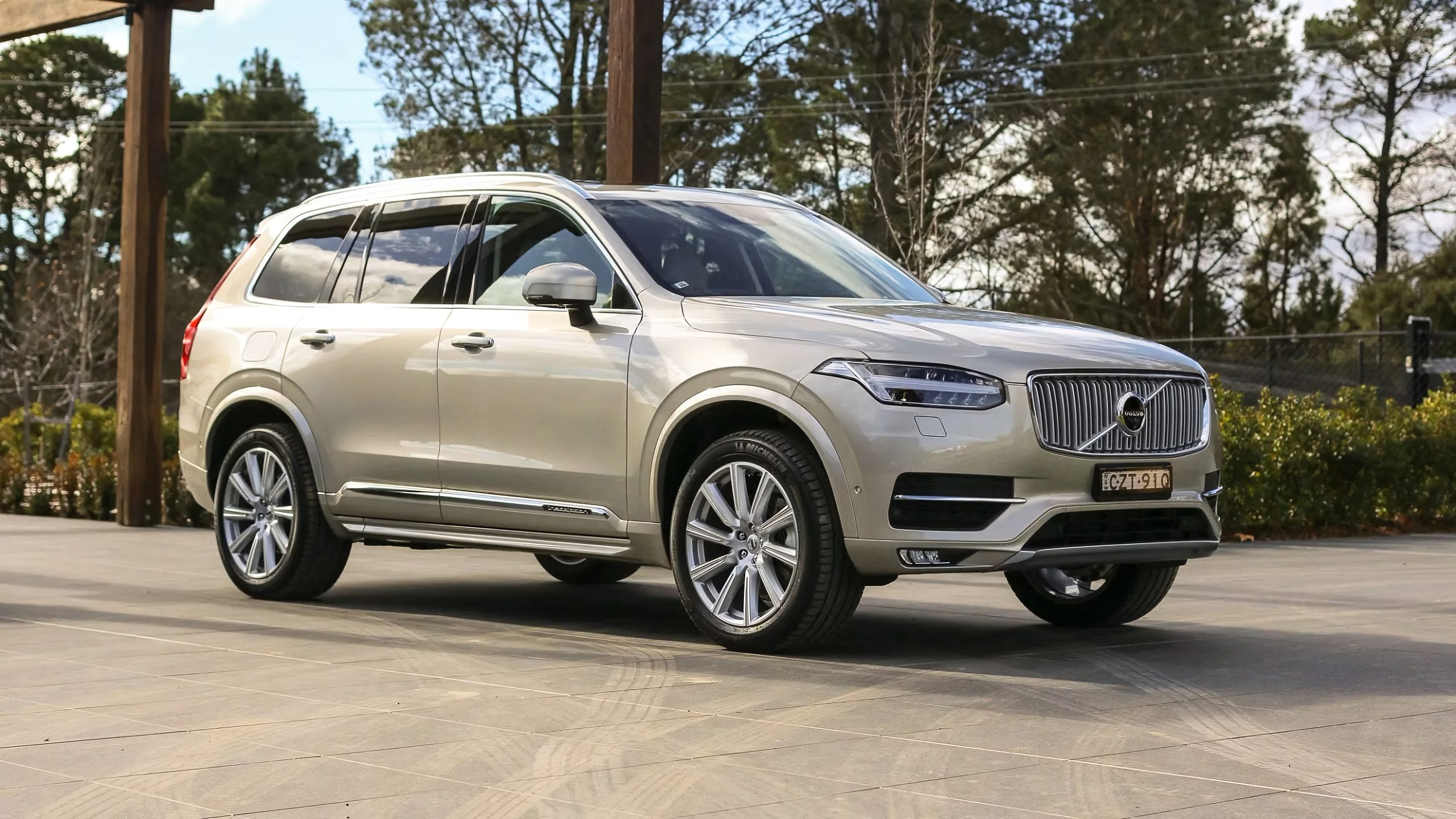Volvo XC90 (2016 and later)