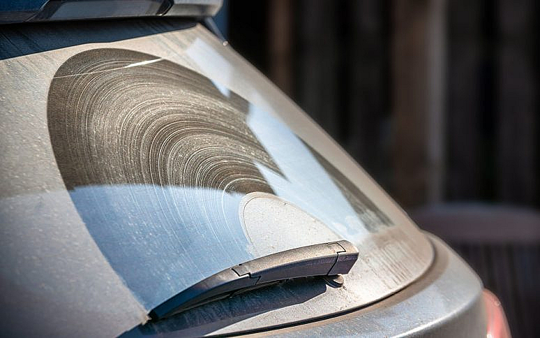 Wiper Blades Become Hard and Leave Streaks