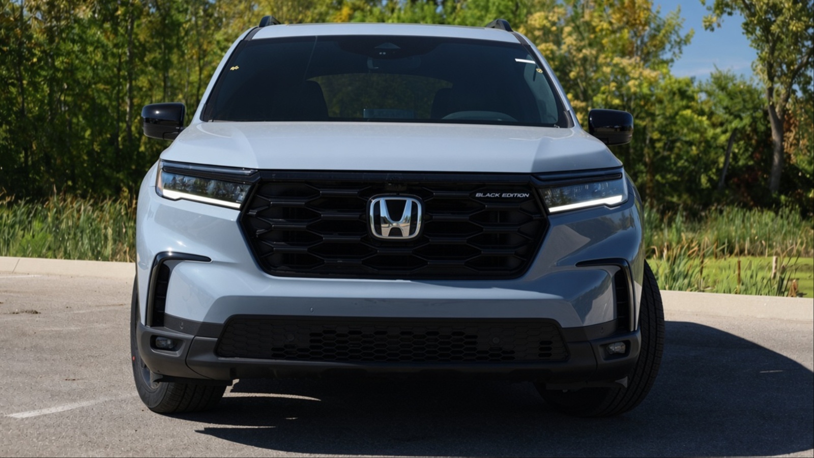 Honda Pilot Black Edition Front