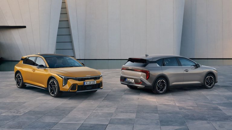 Kia K4 models