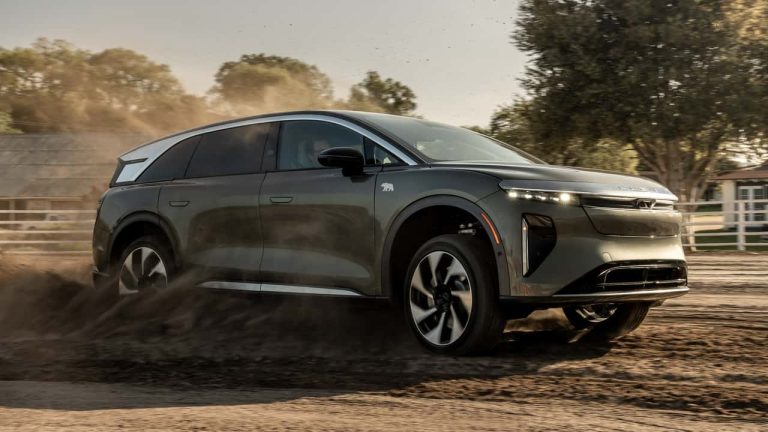 Lucid Gravity Grand Touring combining sleek luxury with powerful electric performance