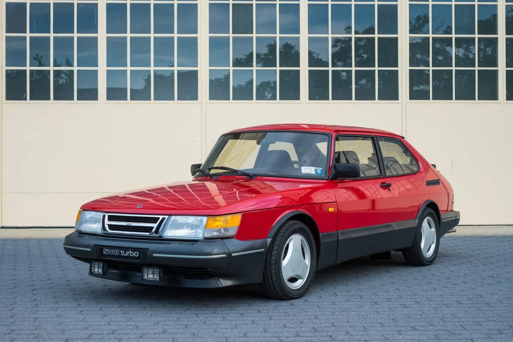 1990 Saab 900