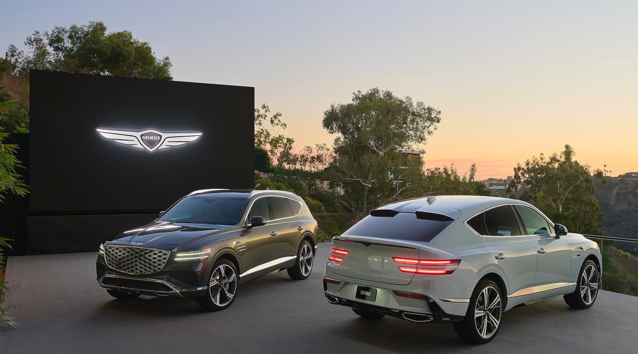 2025 Genesis GV80 SUV and its coupe-roofed sibling