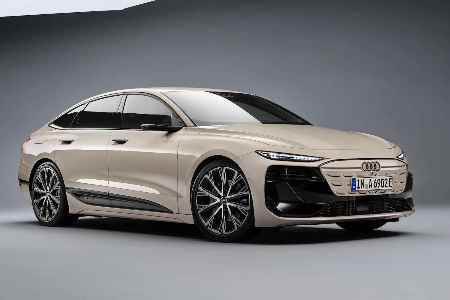 Audi A6 e-tron