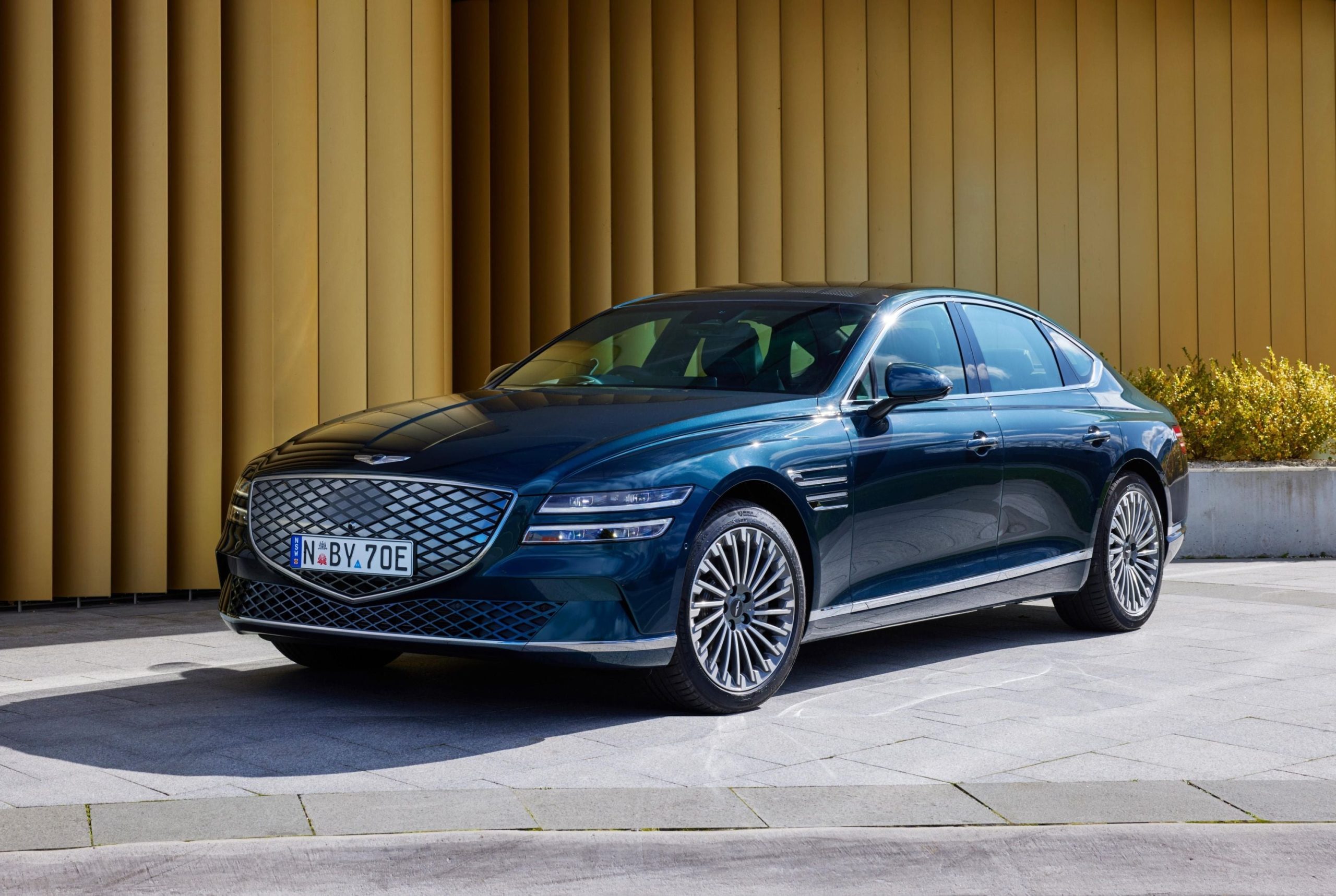 Genesis Electrified G80