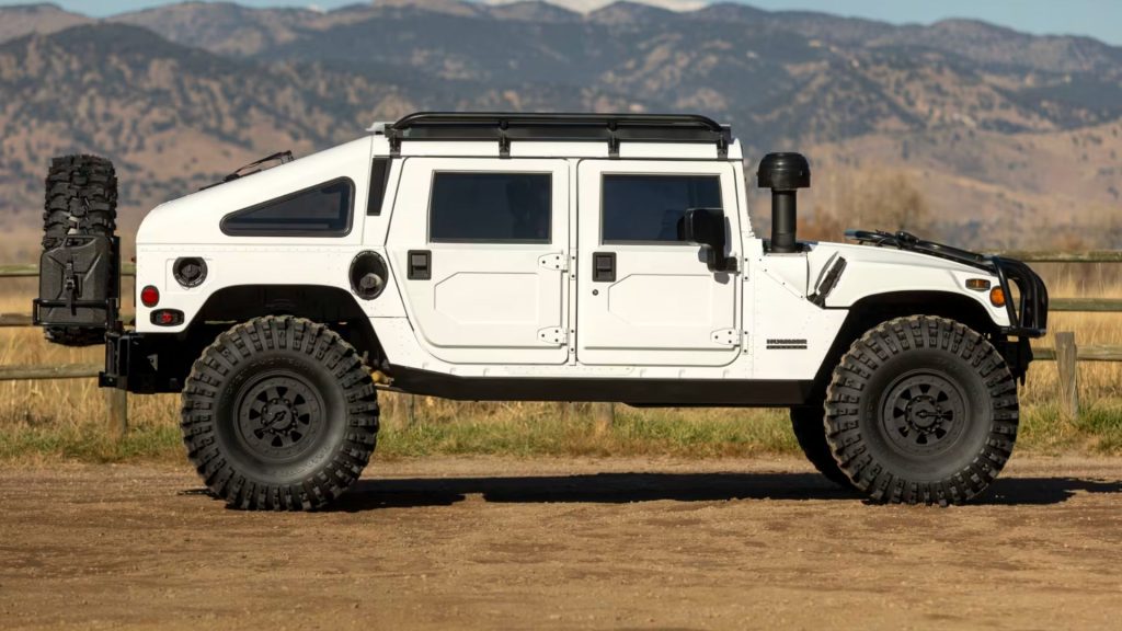 Hummer H1 Slant Back