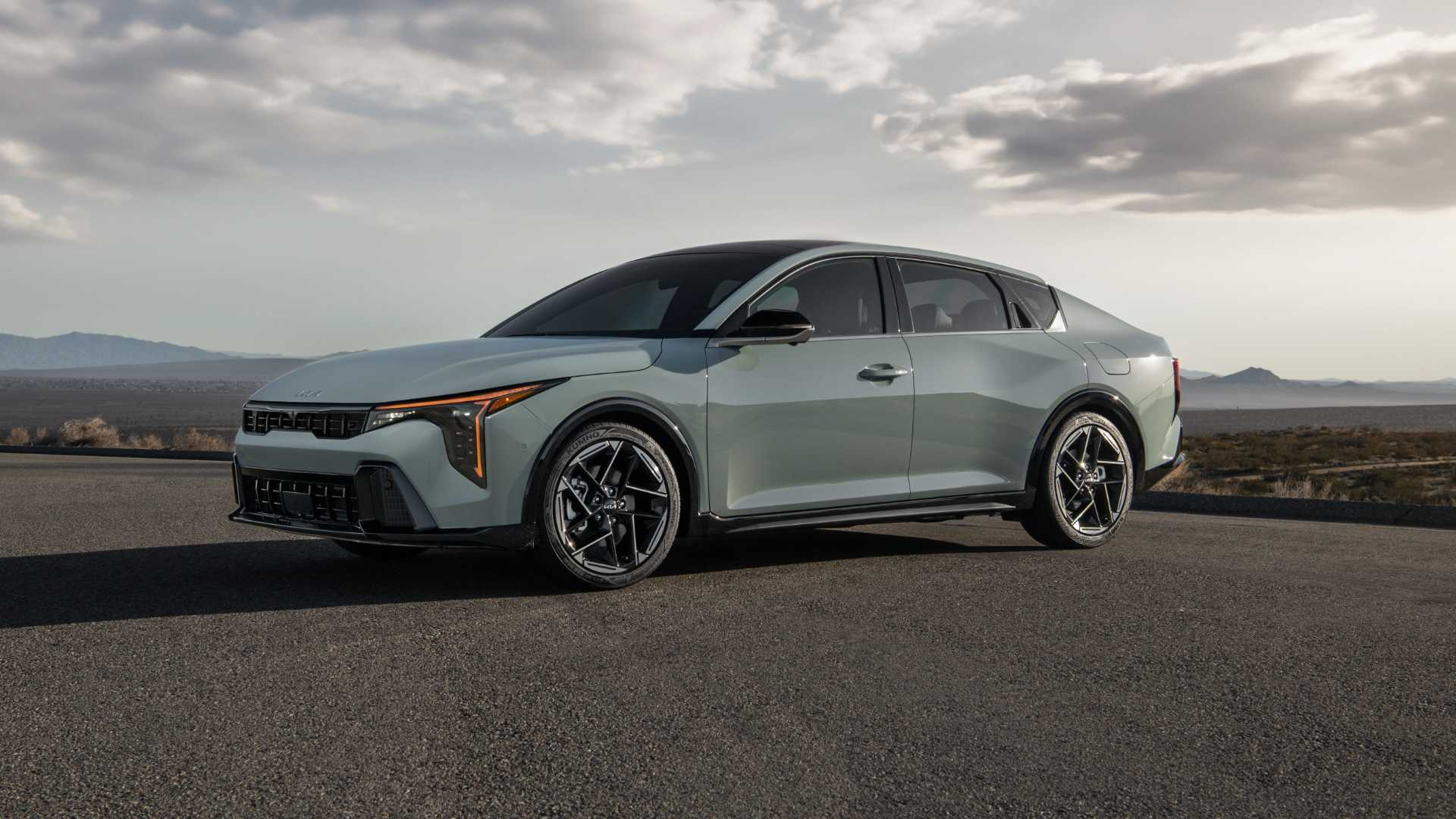 Kia K4