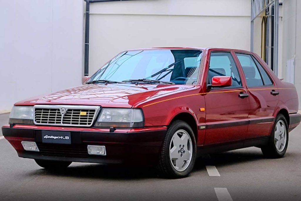Lancia Thema 8.32
