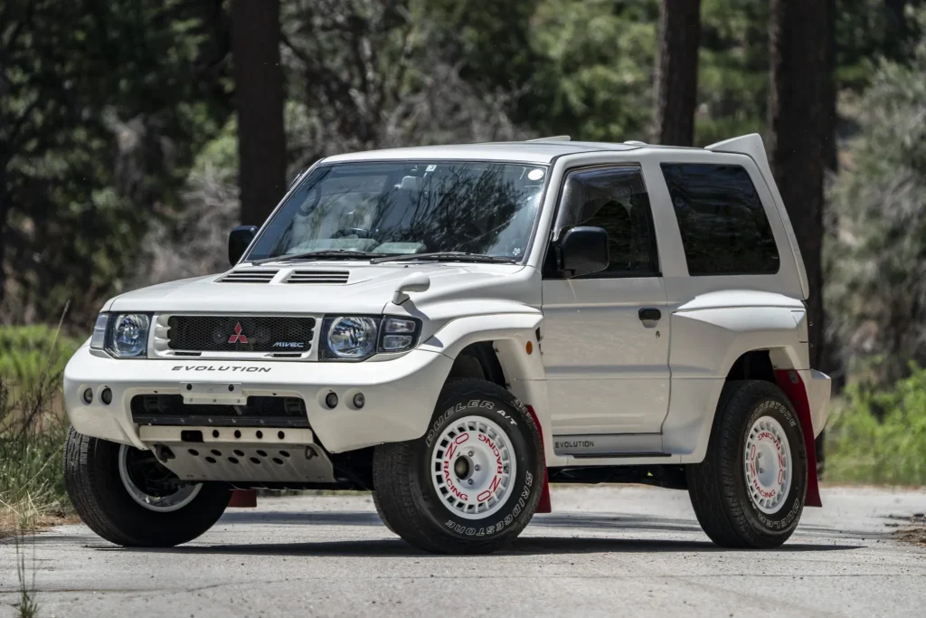 Mitsubishi Pajero Evolution