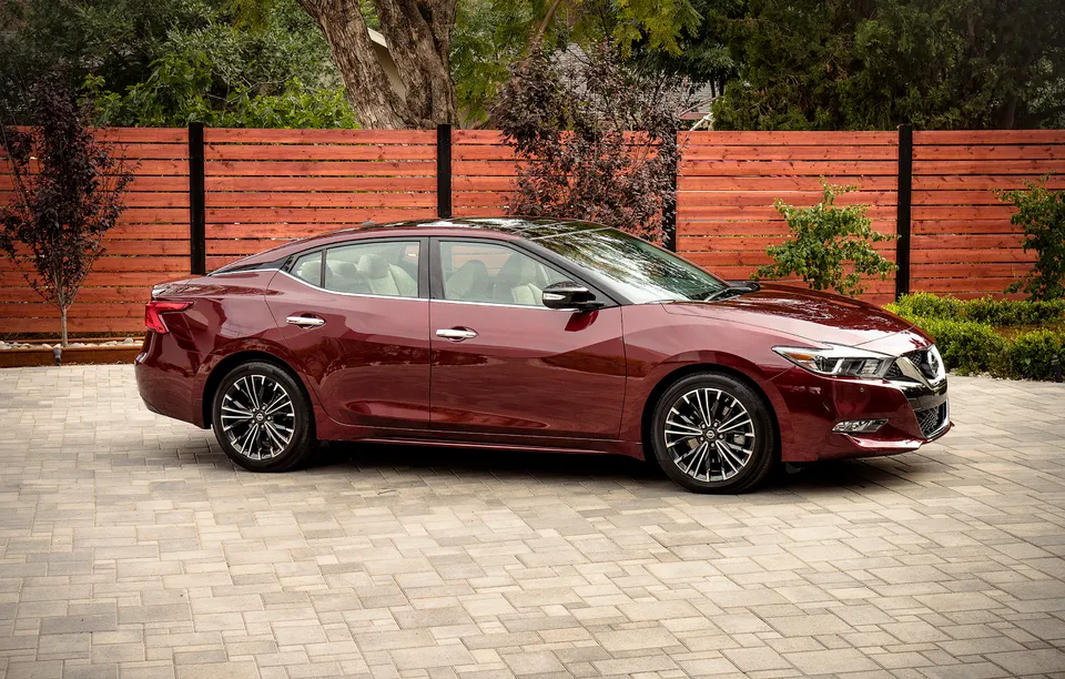 Nissan Maxima