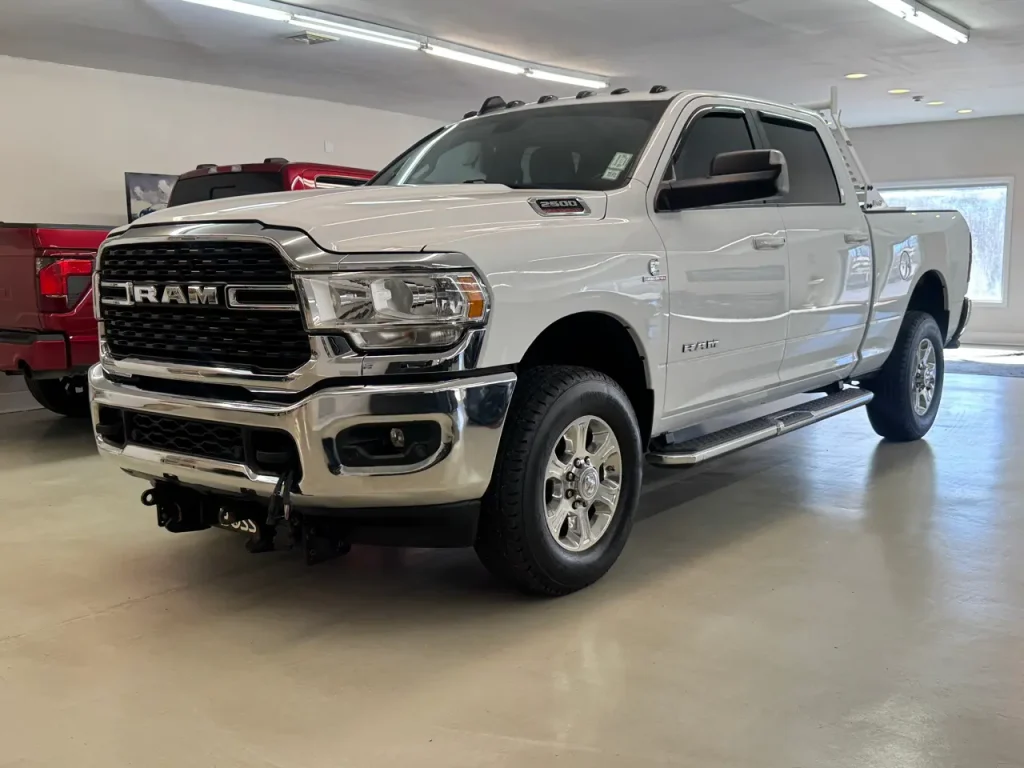Ram 2500 Crew Cab Short Bed 4WD