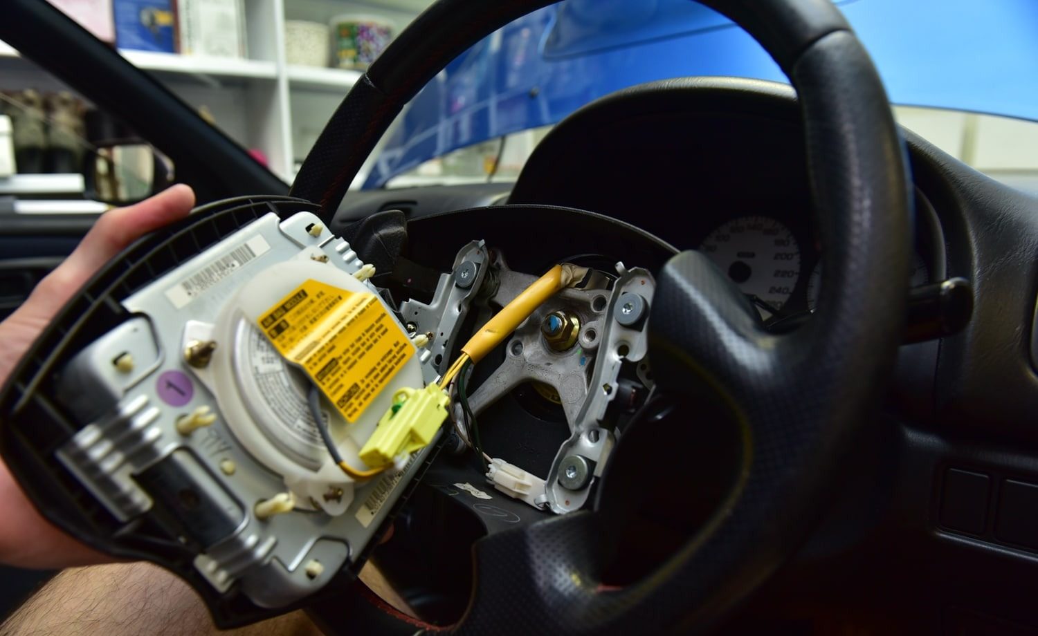 Removing or Disabling Airbags / Airbagless Steering Wheels