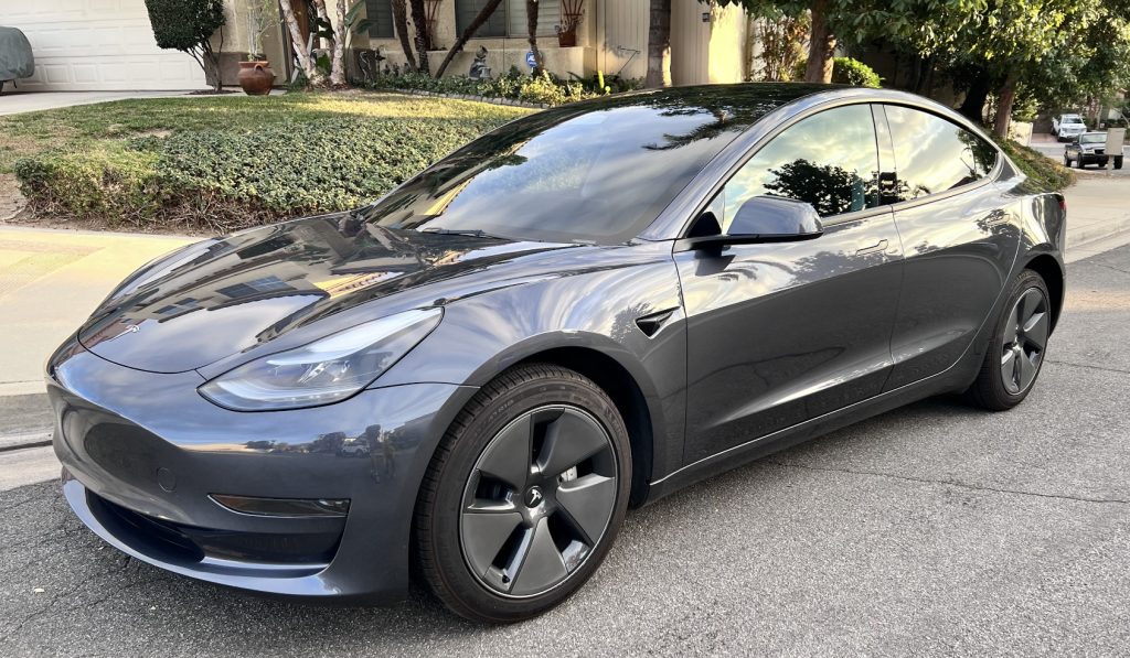 Tesla Model 3 LFP