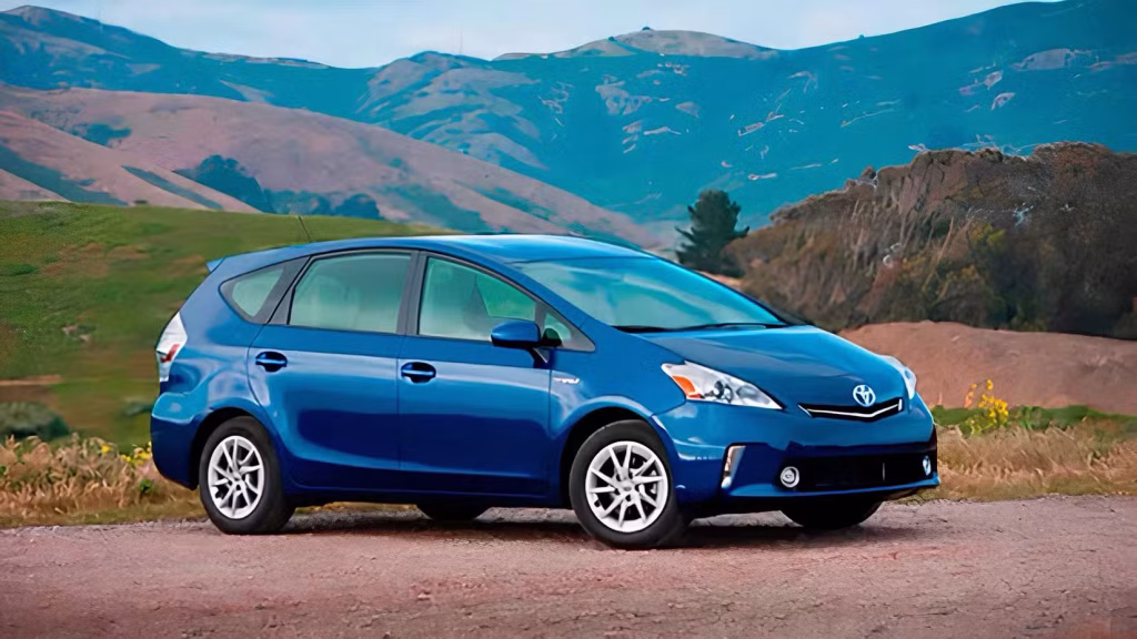 Toyota Prius v