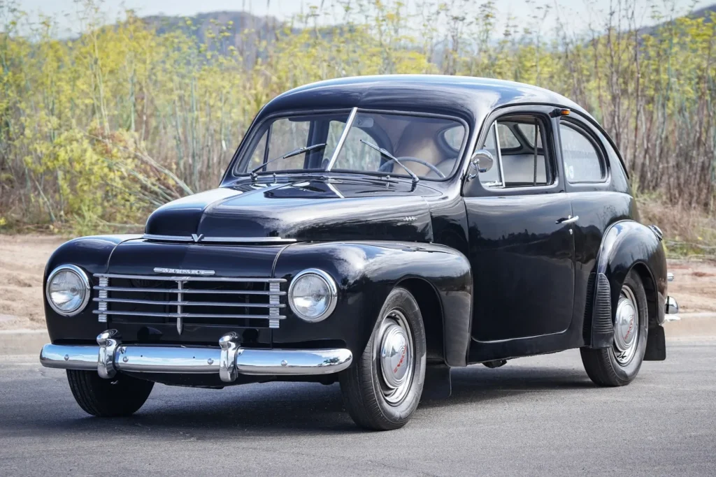 Volvo PV444
