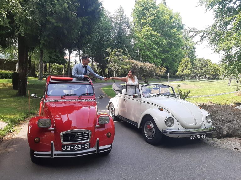 Citroën 2CV and Volkswagen Beetle