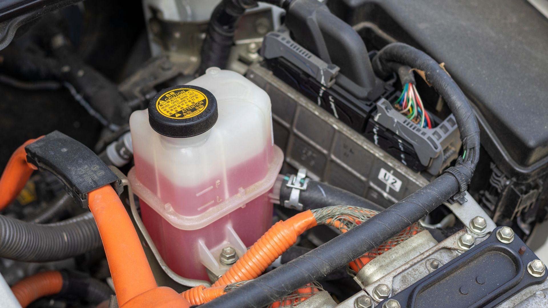 Coolant reservoir