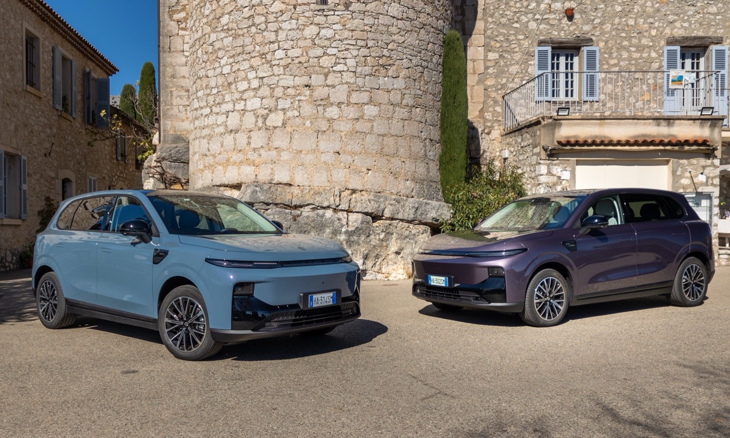 Leapmotor B10 electric SUVs