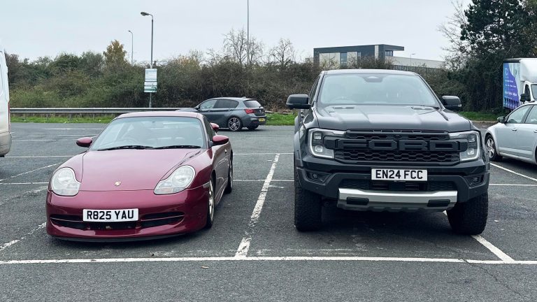 Porsche 911 (993) Turbo S and Ford Ranger Raptor